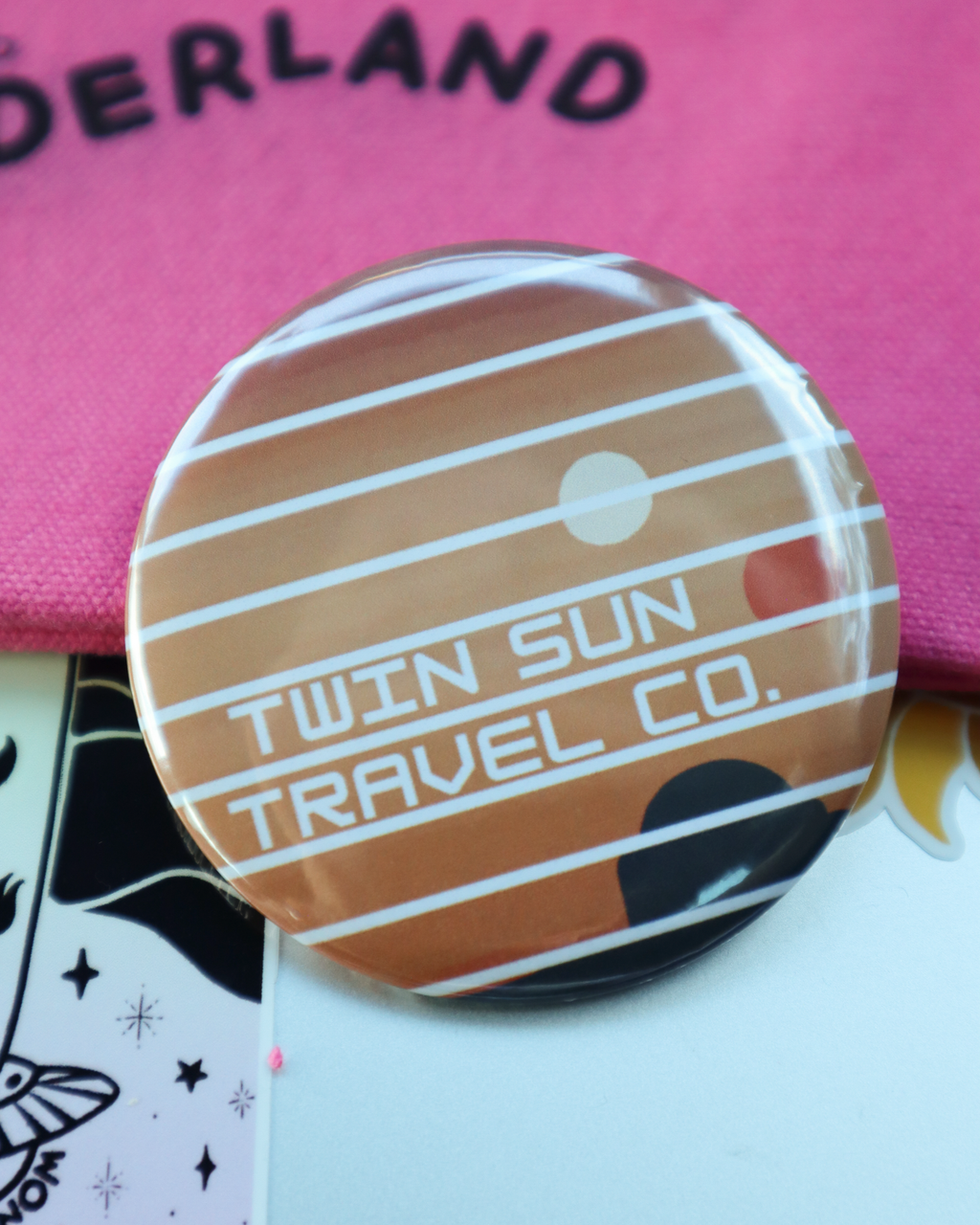 Twin Sun Travel - Pin Badge